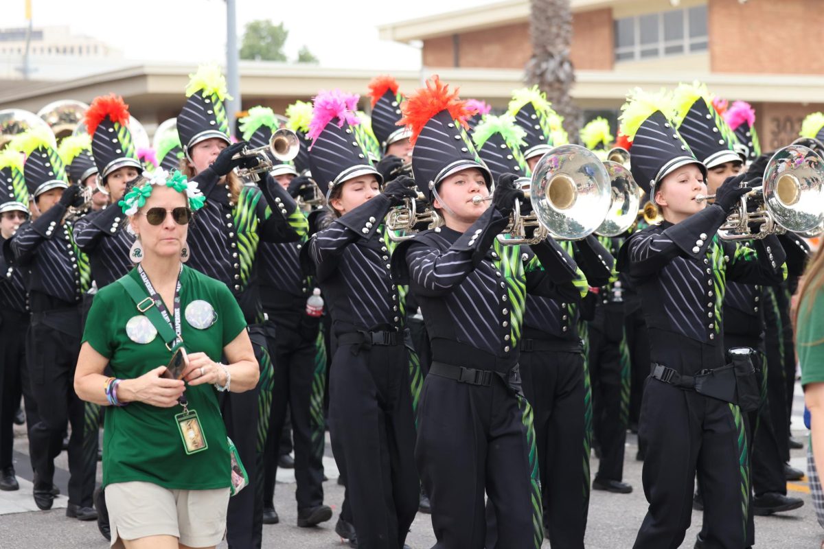 Reagan Horns play "Deep in the Heart of Texas".